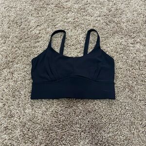 black sports bra
